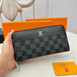 Picture of LV Wallets _SKUfw142364474fw